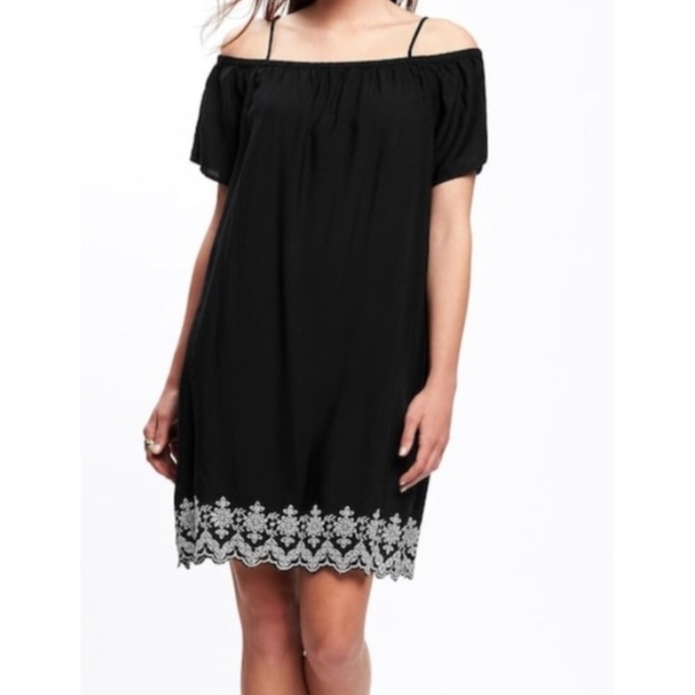 Old Navy Off The Shoulder Dress Womens XL Black Embroidered Scallop Boho Cottage